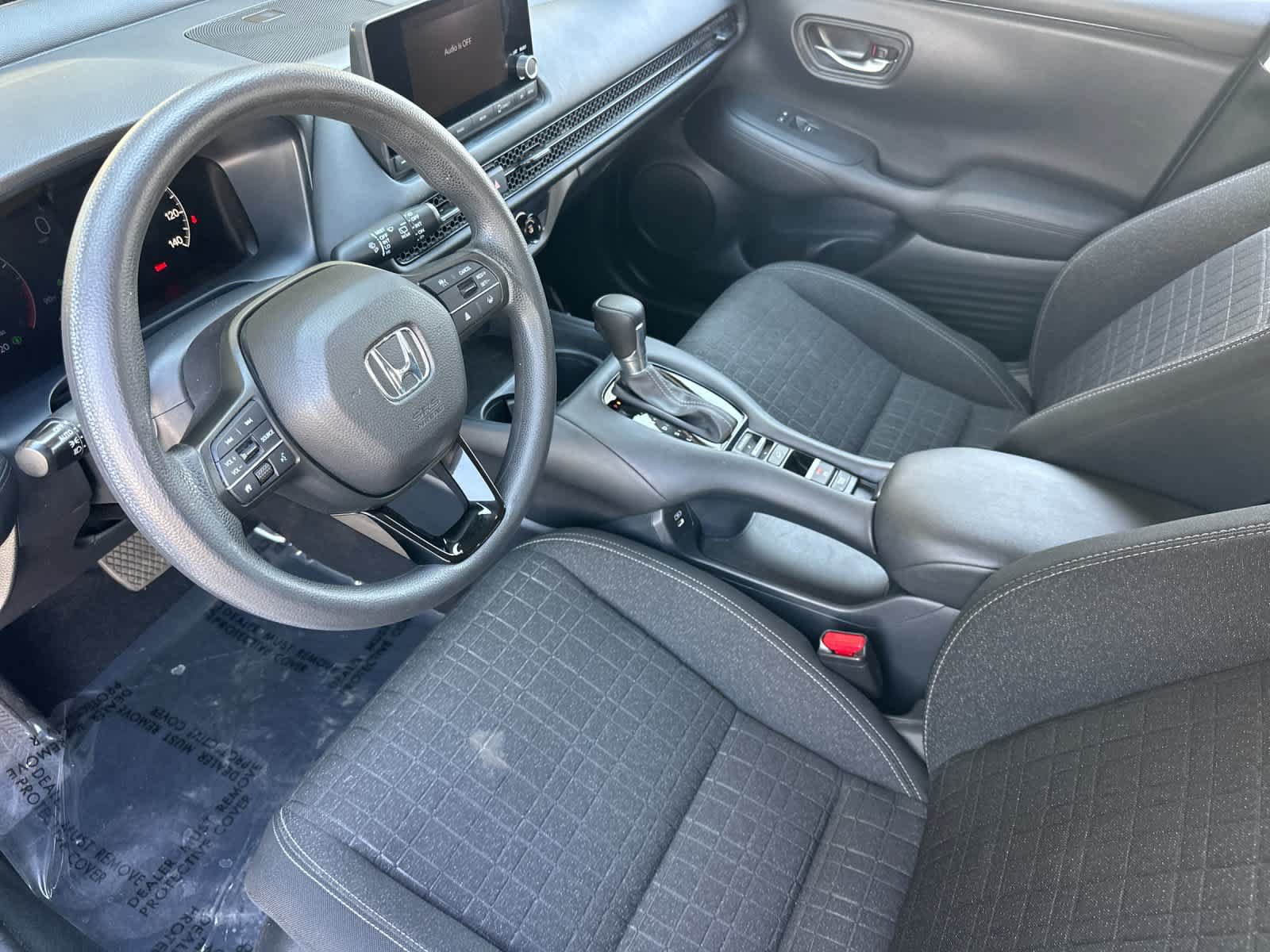 Used 2024 Honda HR-V LX image 12