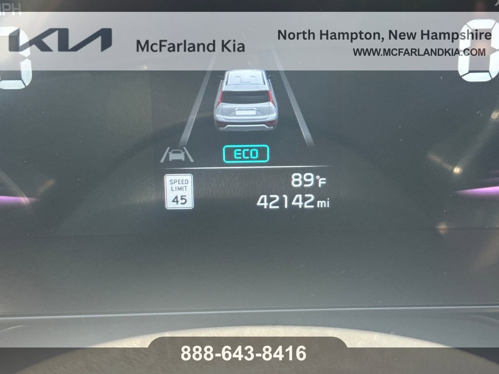 Used 2023 Kia Niro EX FWD image 15