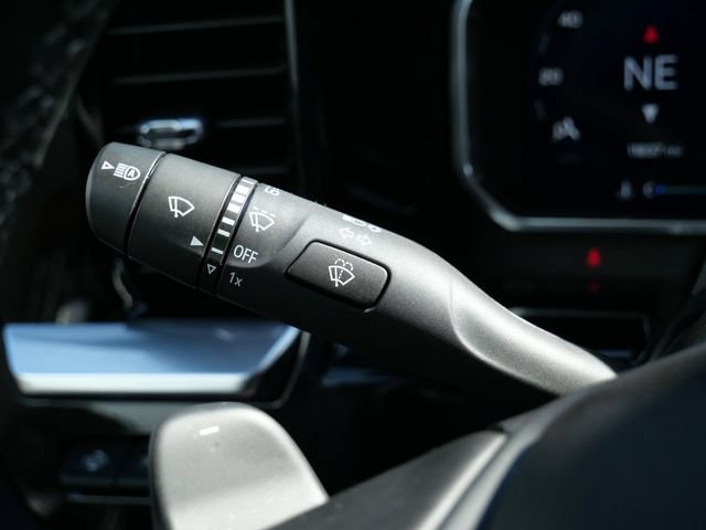 Used 2026 Chevrolet Silverado 1500 High Country w/ High Country Premium Package AWD/4WD image 28