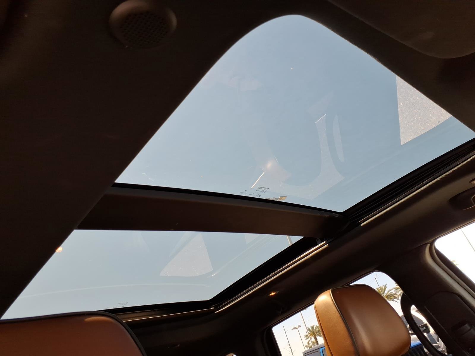 Used 2020 Jeep Grand Cherokee Overland image 10