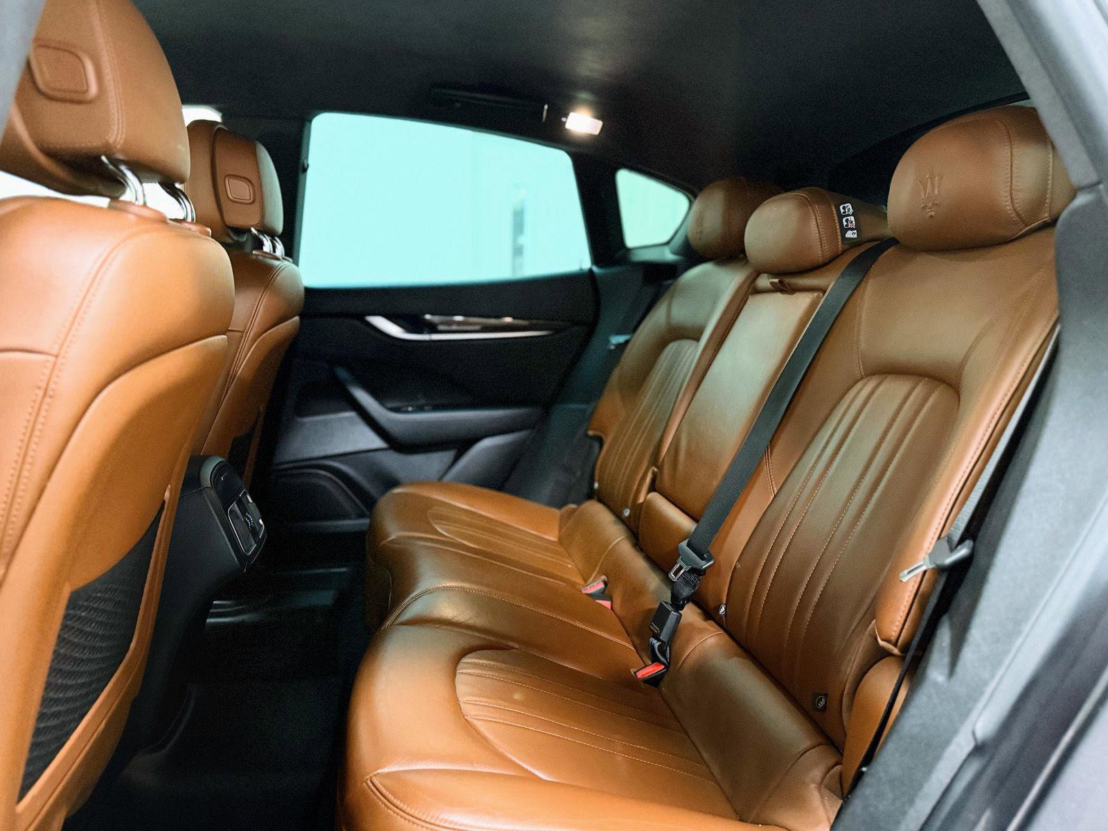 Used 2017 Maserati Levante image 16