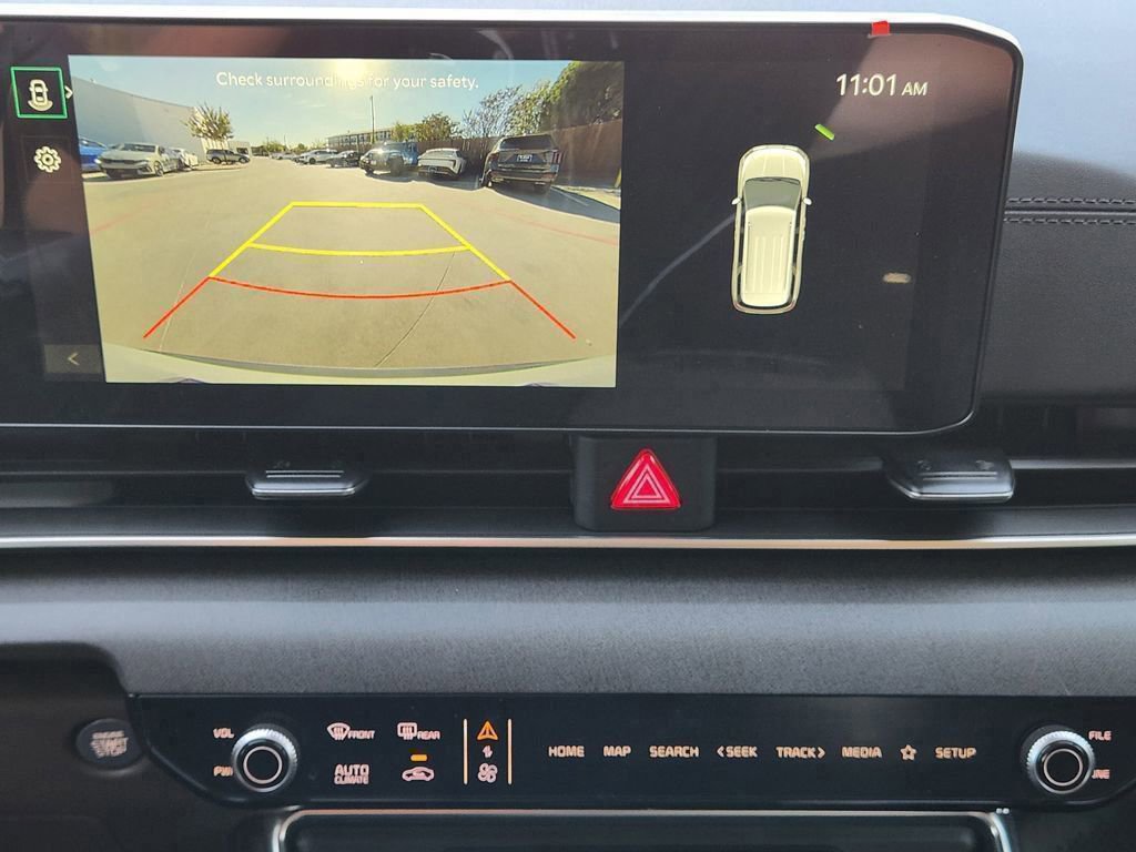 New 2026 Kia Carnival EX FWD image 13