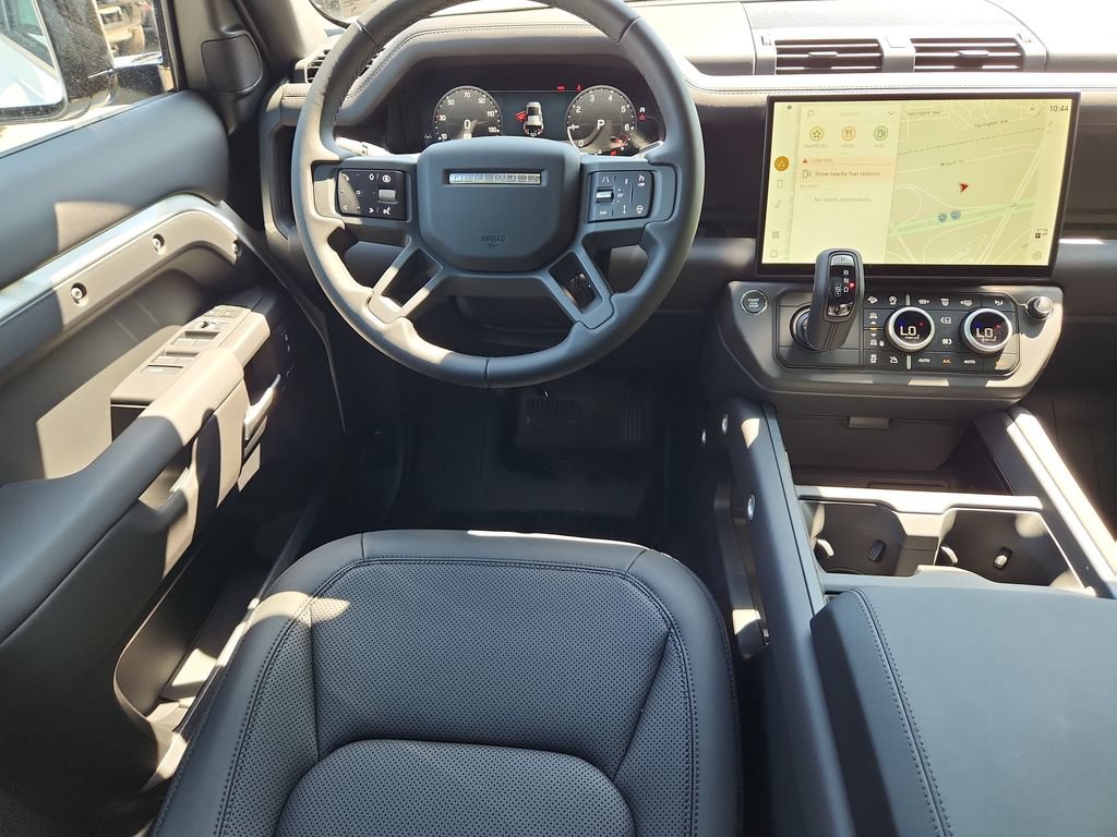 New 2026 Land Rover Defender 110 S AWD/4WD image 4