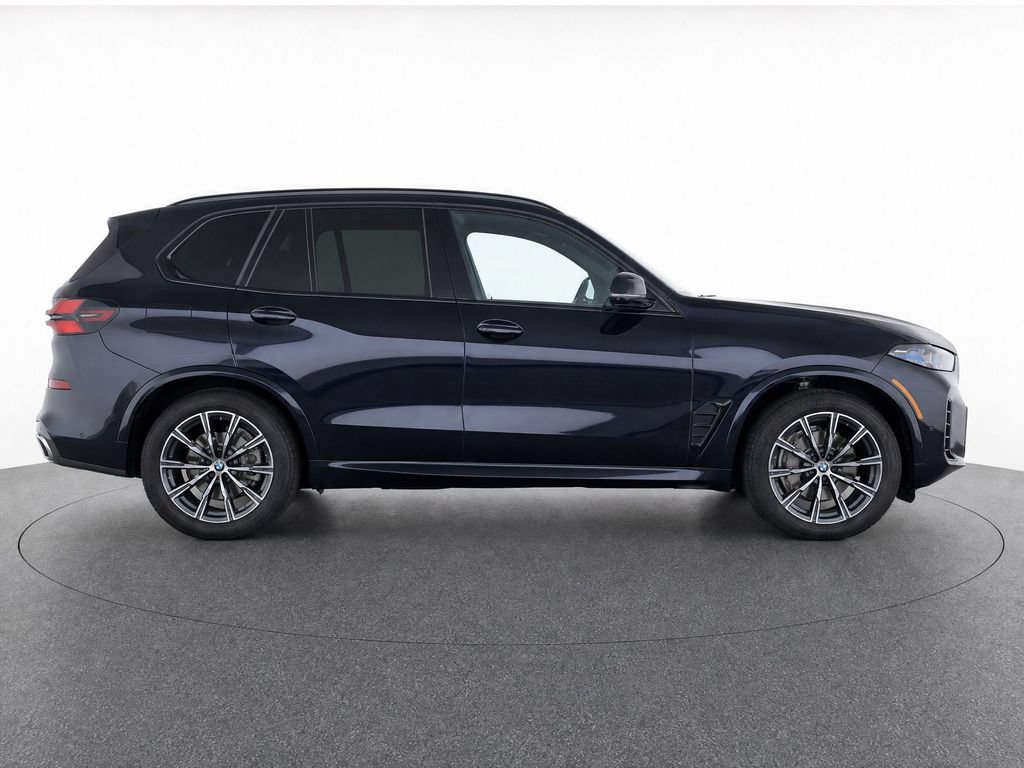 Used 2026 BMW X5 xDrive40i w/ M Sport Package AWD/4WD image 10