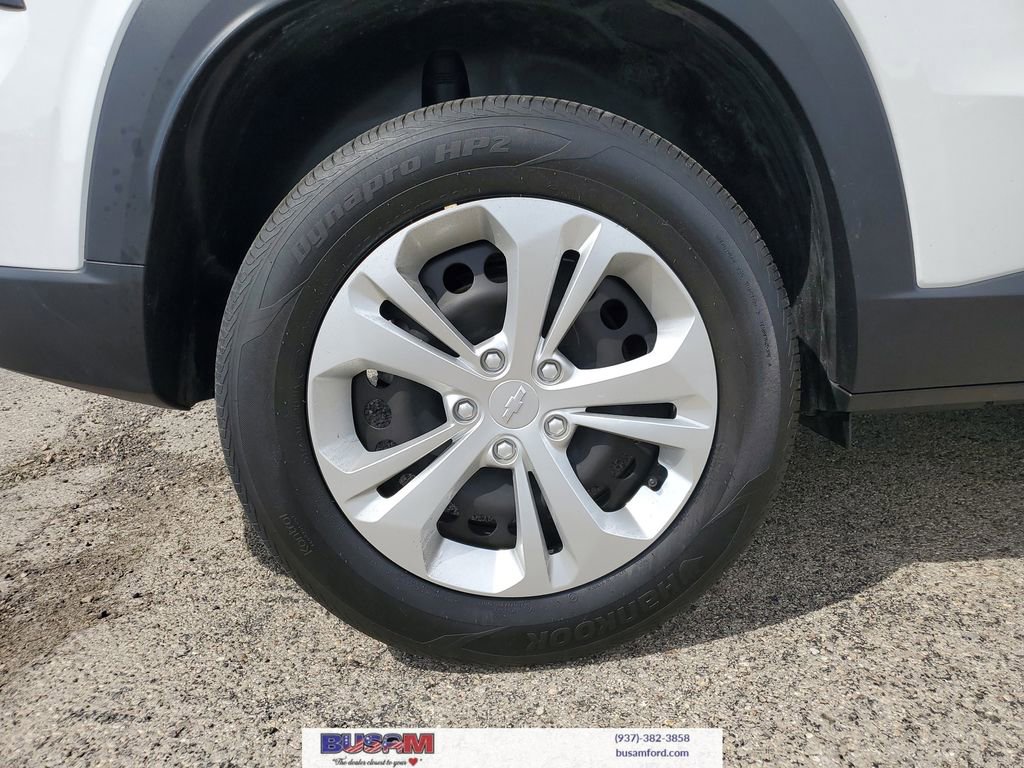 Used 2024 Chevrolet Trax LS image 6