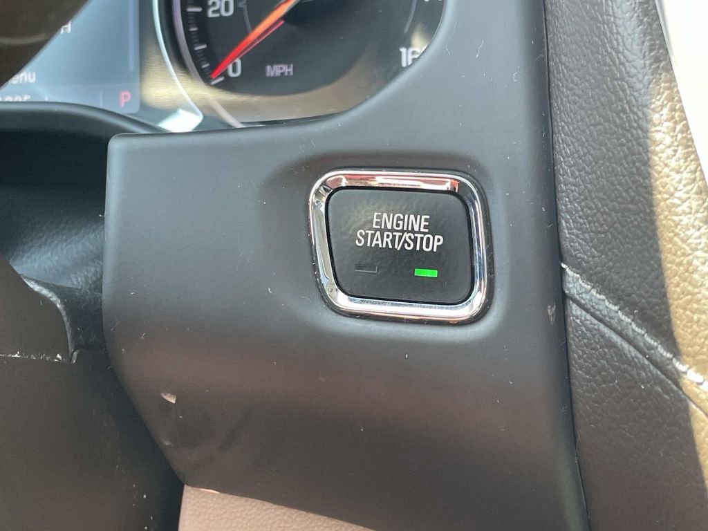 Used 2023 GMC Acadia SLT w/ Preferred Package image 30