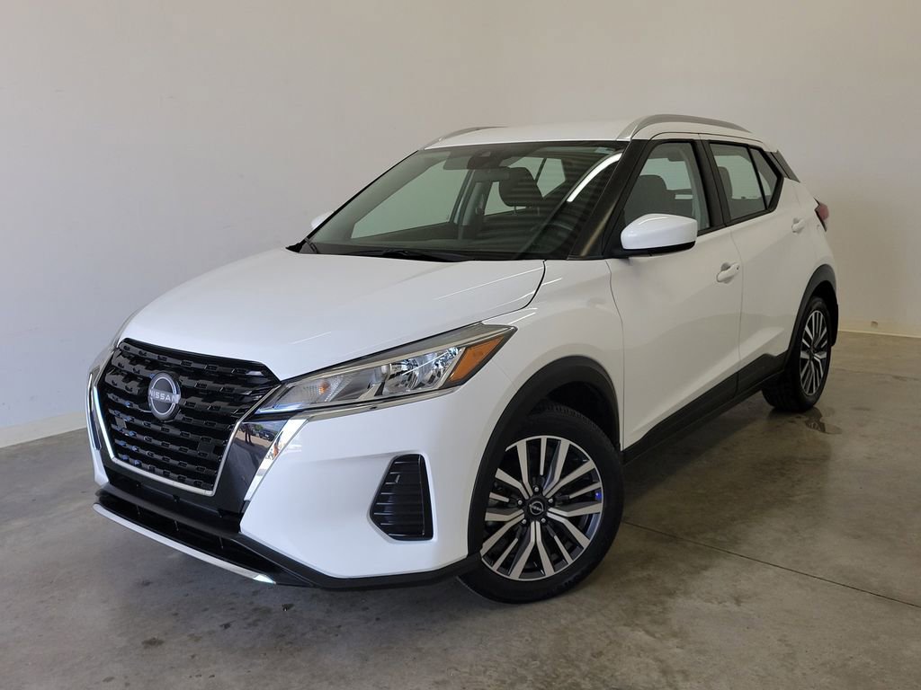 Used 2023 Nissan Kicks SV image 32