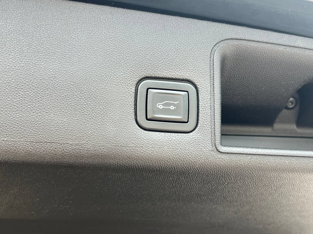 Used 2020 GMC Terrain Denali FWD image 18