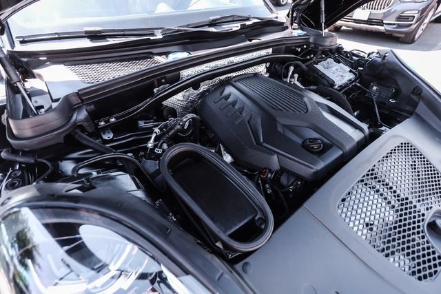 Used 2022 Porsche Macan AWD/4WD image 83