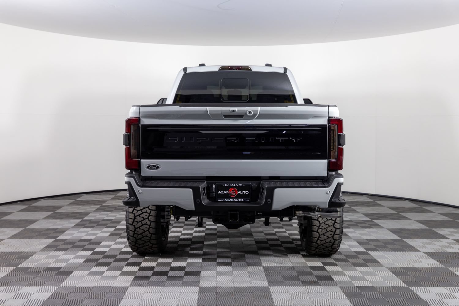 Used 2026 Ford F350 Platinum AWD/4WD image 6