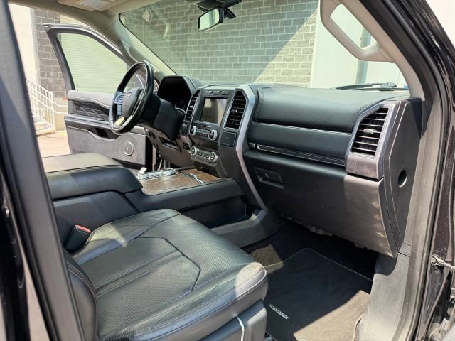 Used 2019 Ford Expedition Max Platinum AWD/4WD image 27