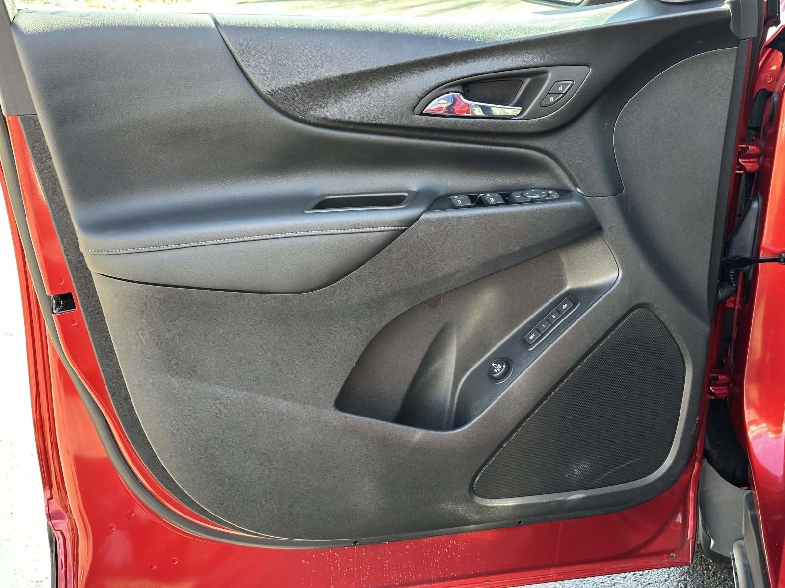 Certified 2023 Chevrolet Equinox Premier w/ LPO, Floor Liner Package image 20