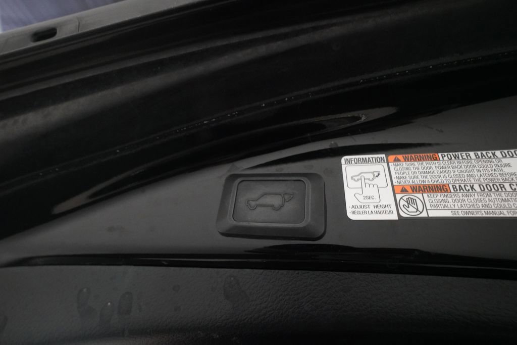 Used 2018 Toyota RAV4 XLE AWD/4WD image 15