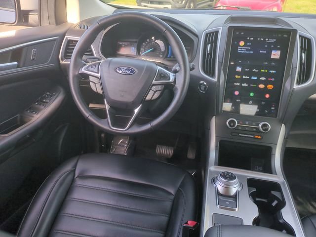Used 2024 Ford Edge SEL AWD/4WD image 30