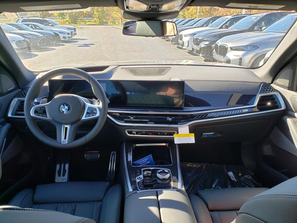 New 2026 BMW X5 M60i w/ Executive Package image 8