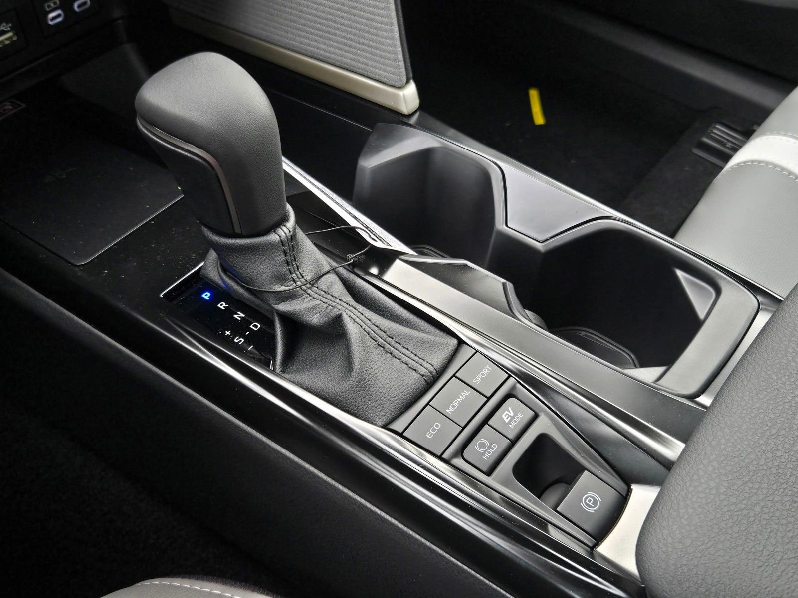 Certified 2026 Toyota Camry SE FWD image 17