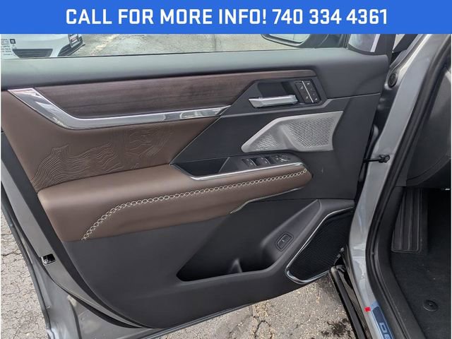 New 2026 GMC Acadia Denali Ultimate w/ LPO, Floor Liner Package image 13