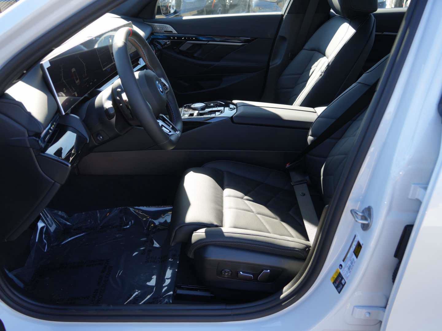 New 2025 BMW i5 M60 w/ Premium Package image 14