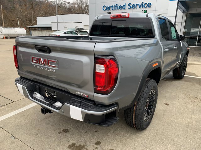 New 2026 GMC Canyon AT4 w/ AT4 Premium Package image 24
