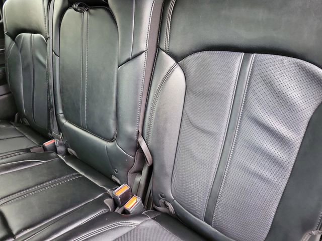 Used 2024 Jeep Wagoneer L Series II image 16