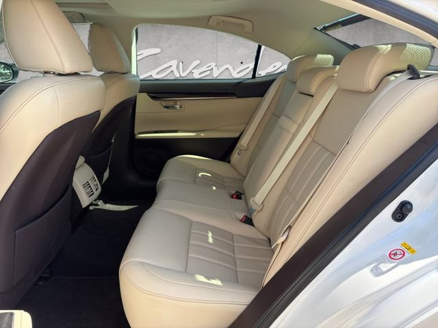 Used 2018 Lexus ES 350 w/ Luxury Package w/Wood Trim FWD image 22