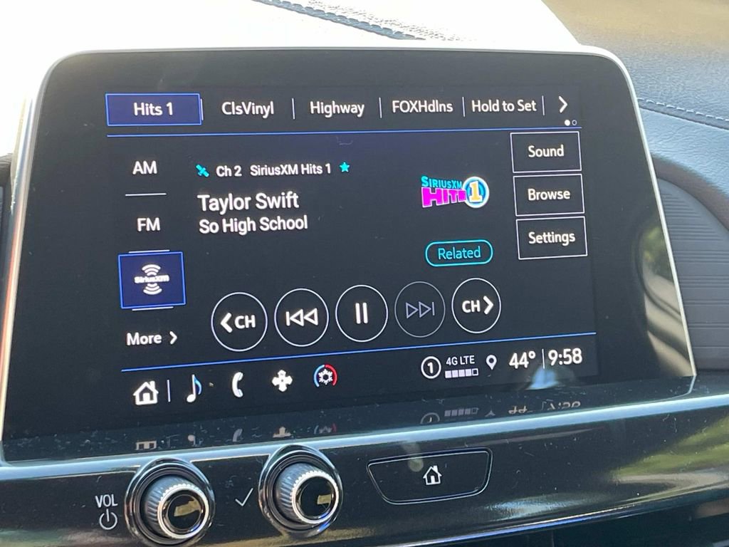 New 2025 Cadillac CT4 Premium Luxury image 28