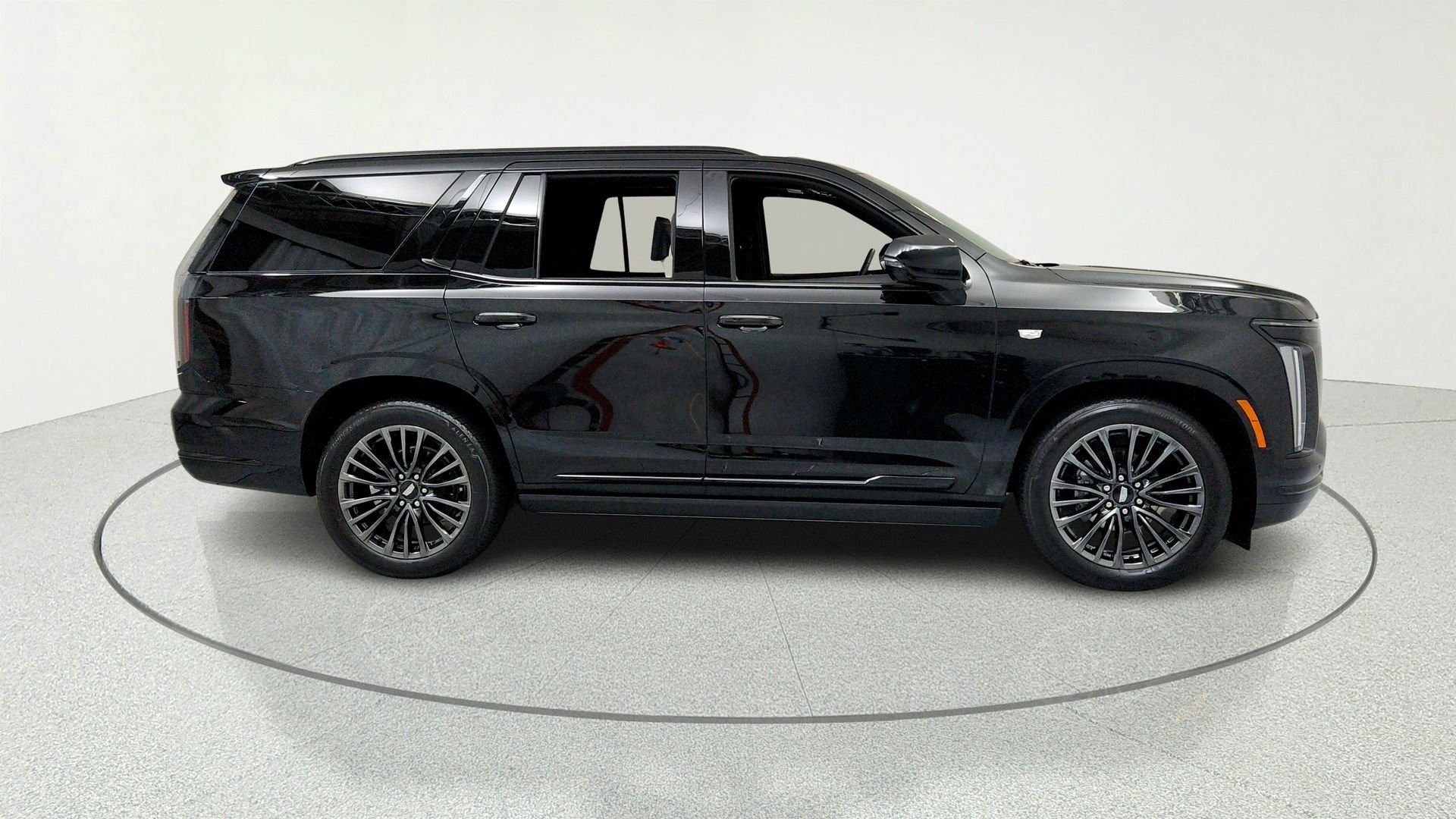 Certified 2025 Cadillac Escalade Sport Platinum w/ LPO, Floor Liner Package AWD/4WD image 6