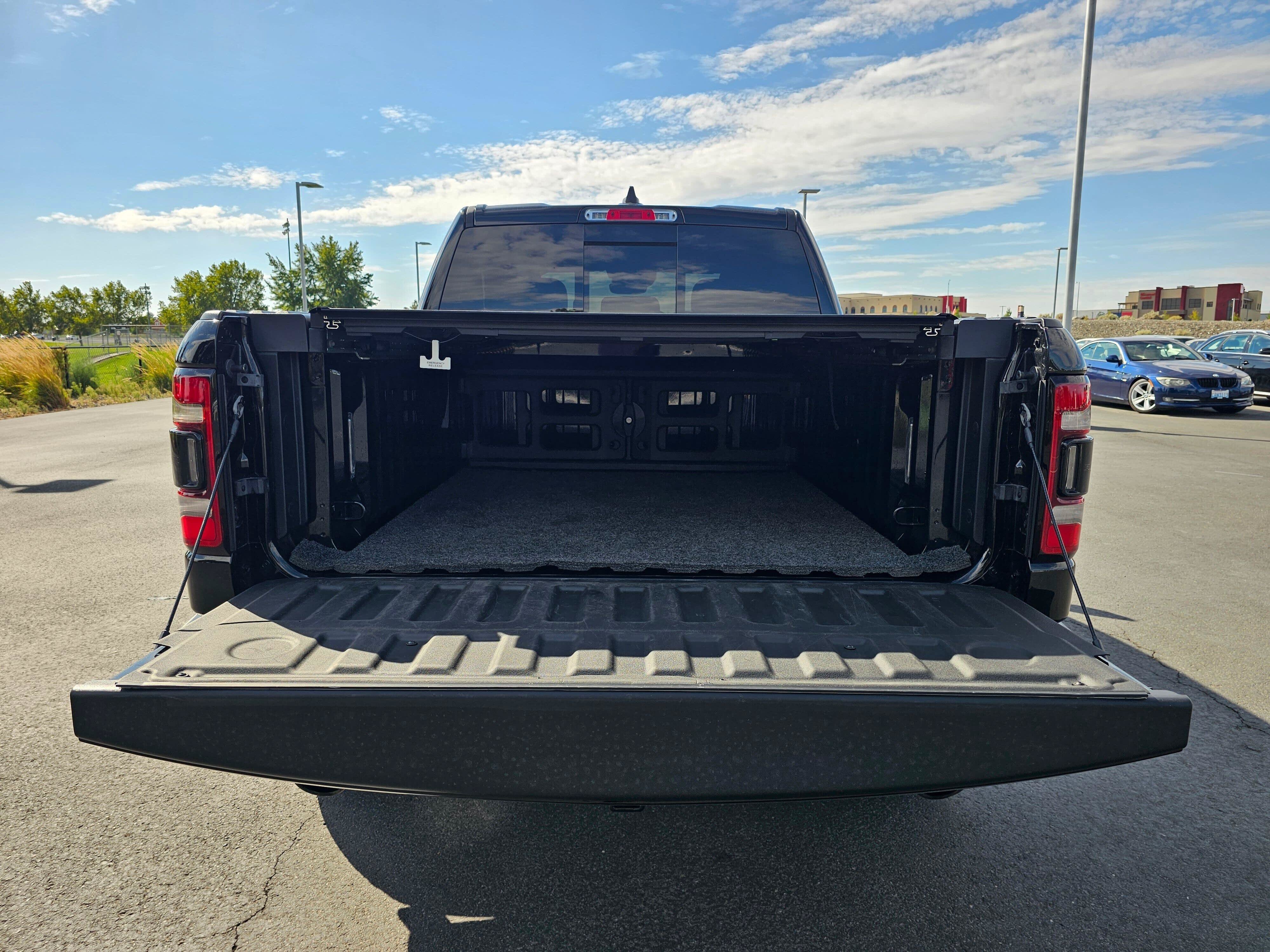 Used 2022 RAM 1500 Rebel w/ G/T Package AWD/4WD image 13