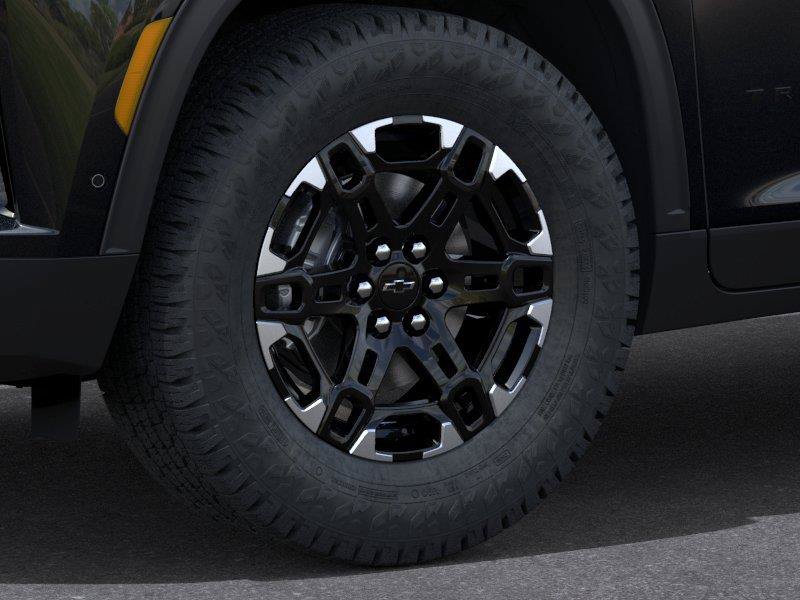 New 2027 Chevrolet Traverse Z71 w/ Enhanced Driving Package AWD/4WD image 9