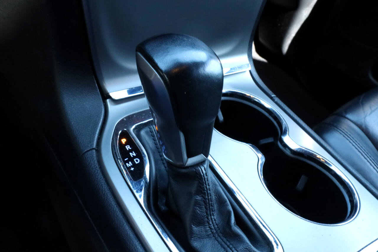 Used 2021 Jeep Grand Cherokee Limited image 11