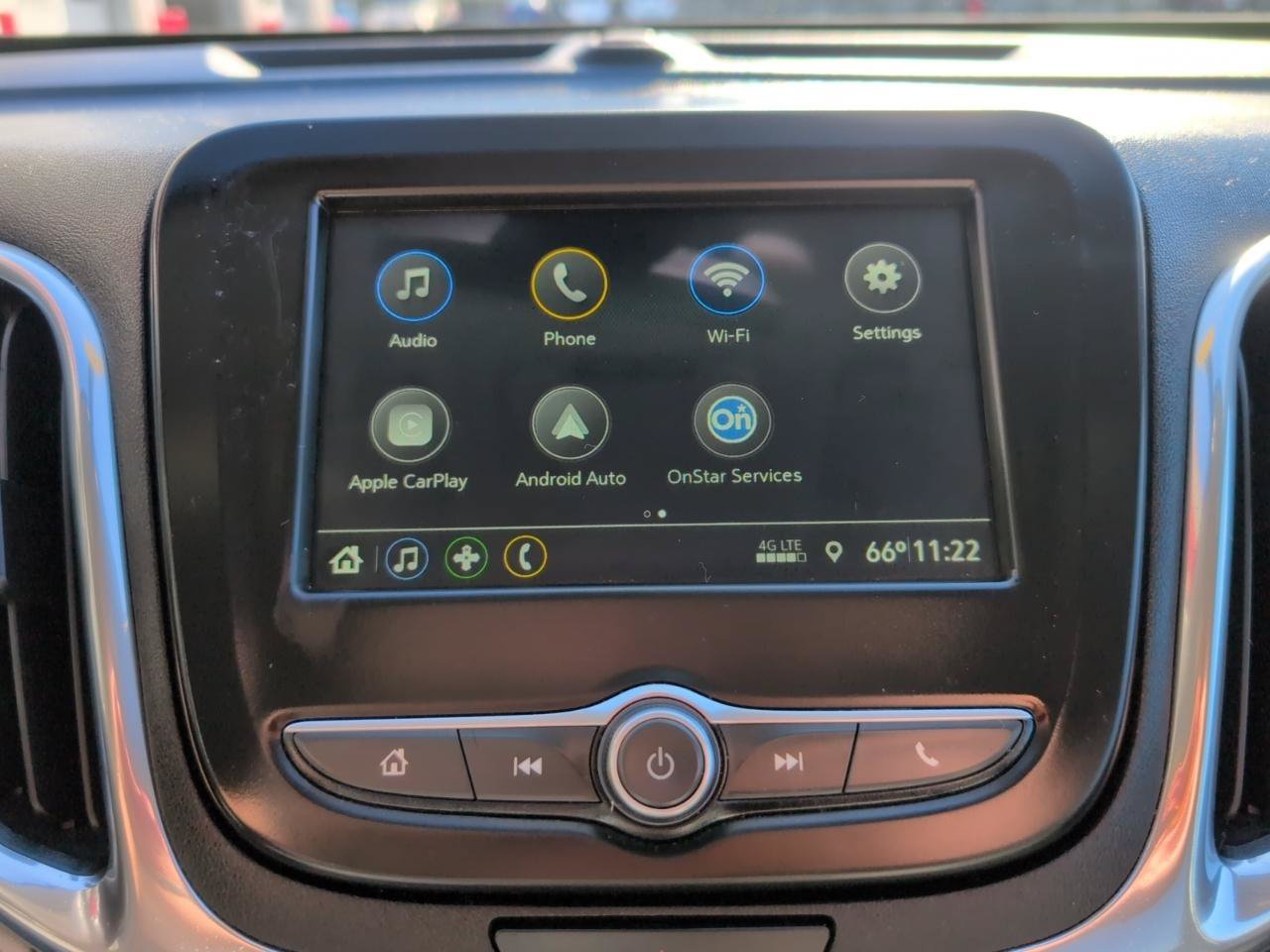 Used 2019 Chevrolet Equinox LS w/ LS Convenience Package FWD image 16