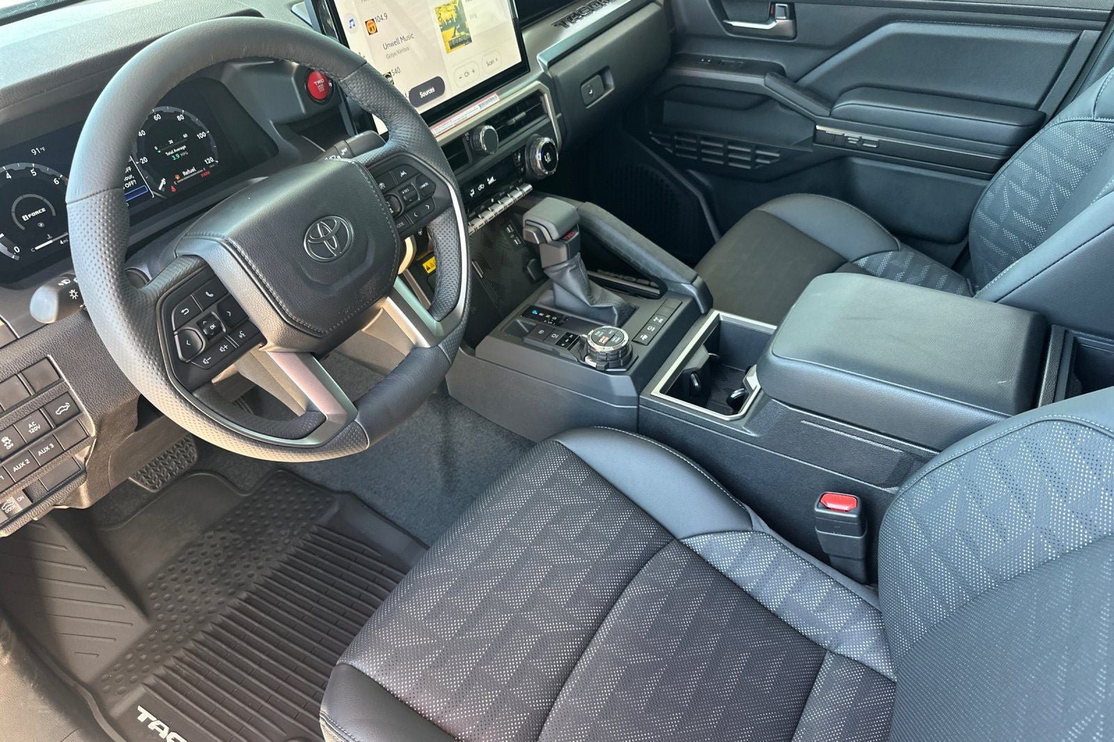 New 2026 Toyota Tacoma TRD Off-Road w/ TRD Off Road Premium Package AWD/4WD image 11