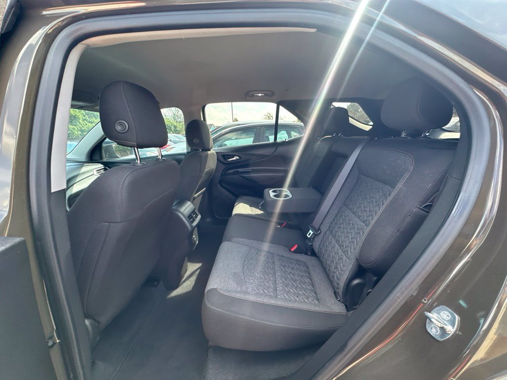 Used 2023 Chevrolet Equinox LT FWD image 26