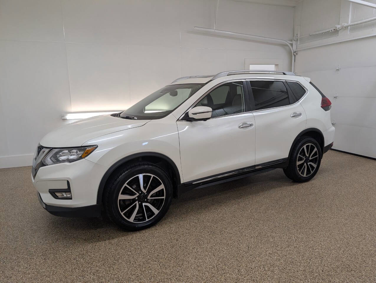 Used 2019 Nissan Rogue SL