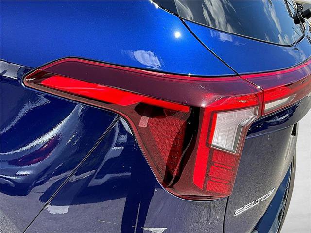 Used 2025 Kia Seltos EX w/ EX Sunroof Package FWD image 29