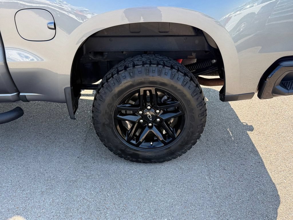 Used 2021 Chevrolet Silverado 1500 LT Trail Boss AWD/4WD image 39