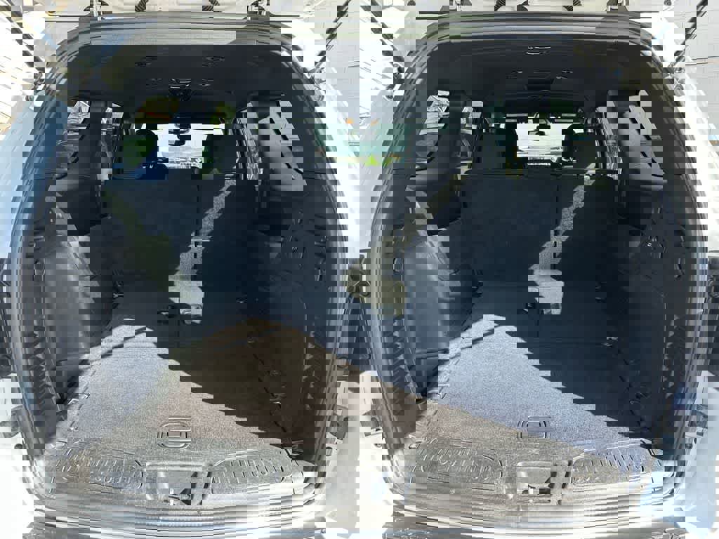 Used 2023 Dodge Durango SXT image 19