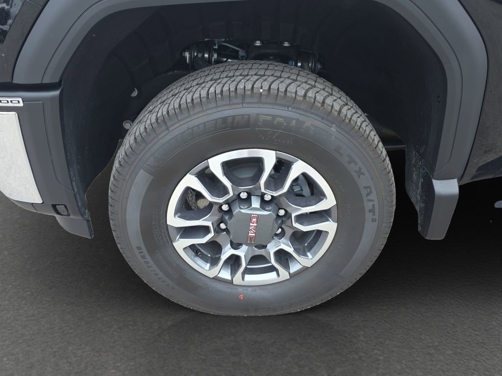 New 2026 GMC Sierra 3500 SLT w/ SLT Convenience Package AWD/4WD image 4