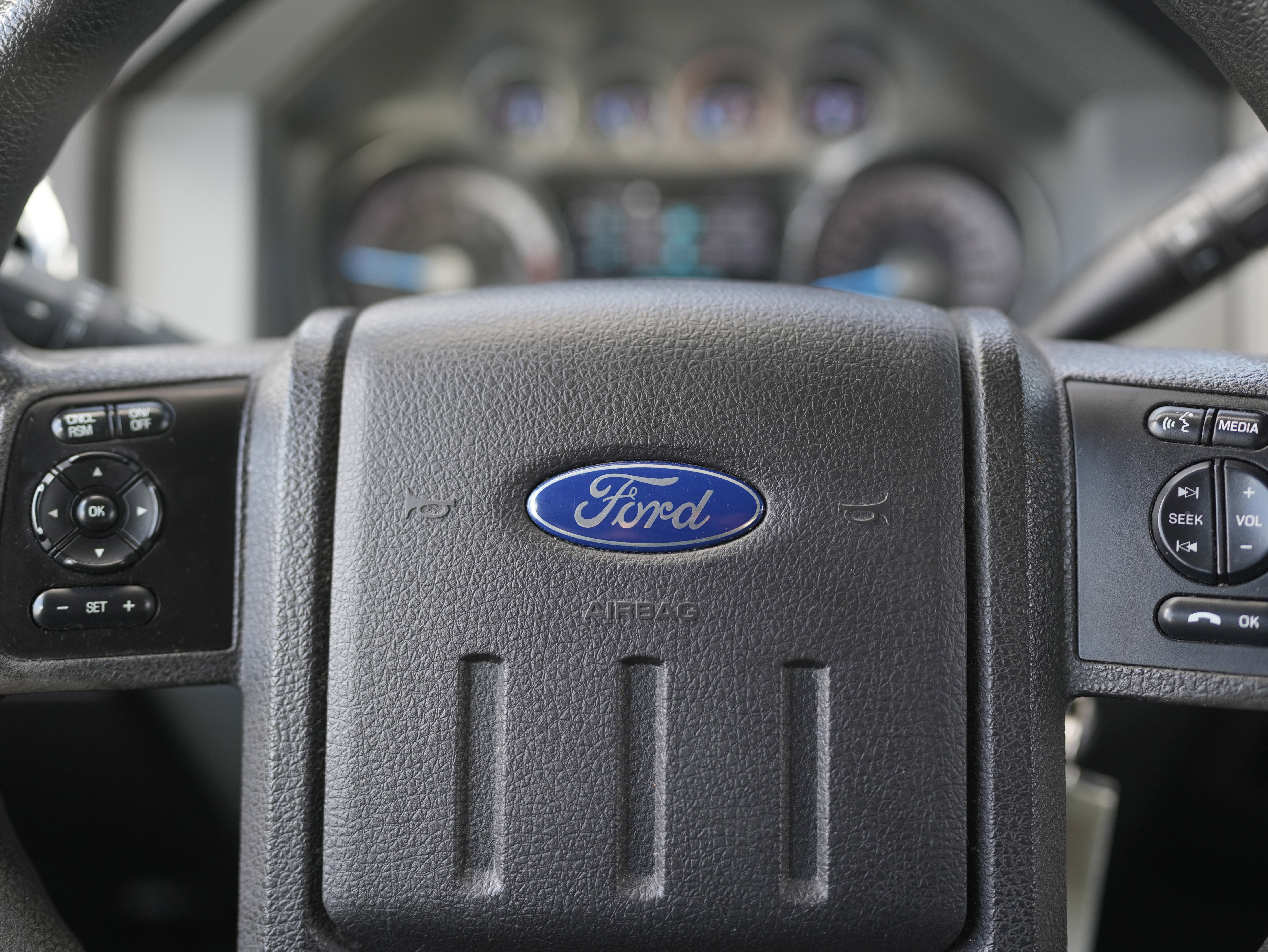 Used 2014 Ford F250 XLT w/ XTR Plus Package AWD/4WD image 20
