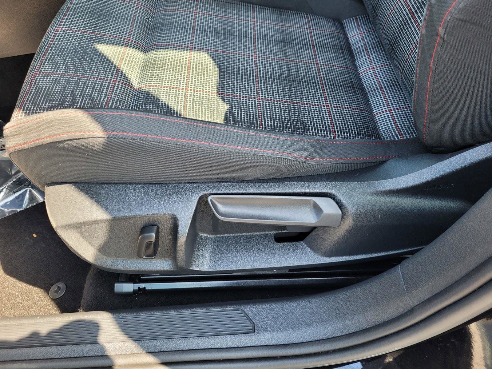 Certified 2024 Volkswagen GTI S FWD image 20
