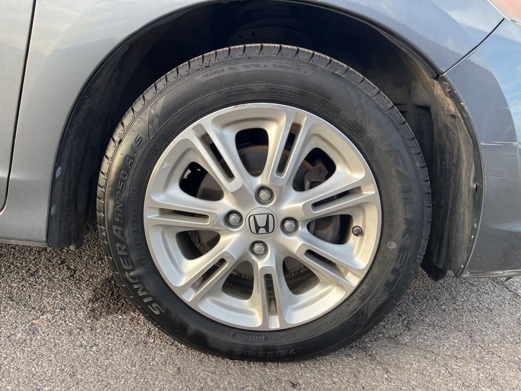 Used 2010 Honda Insight EX image 16