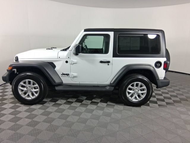 Used 2023 Jeep Wrangler Sport AWD/4WD image 4