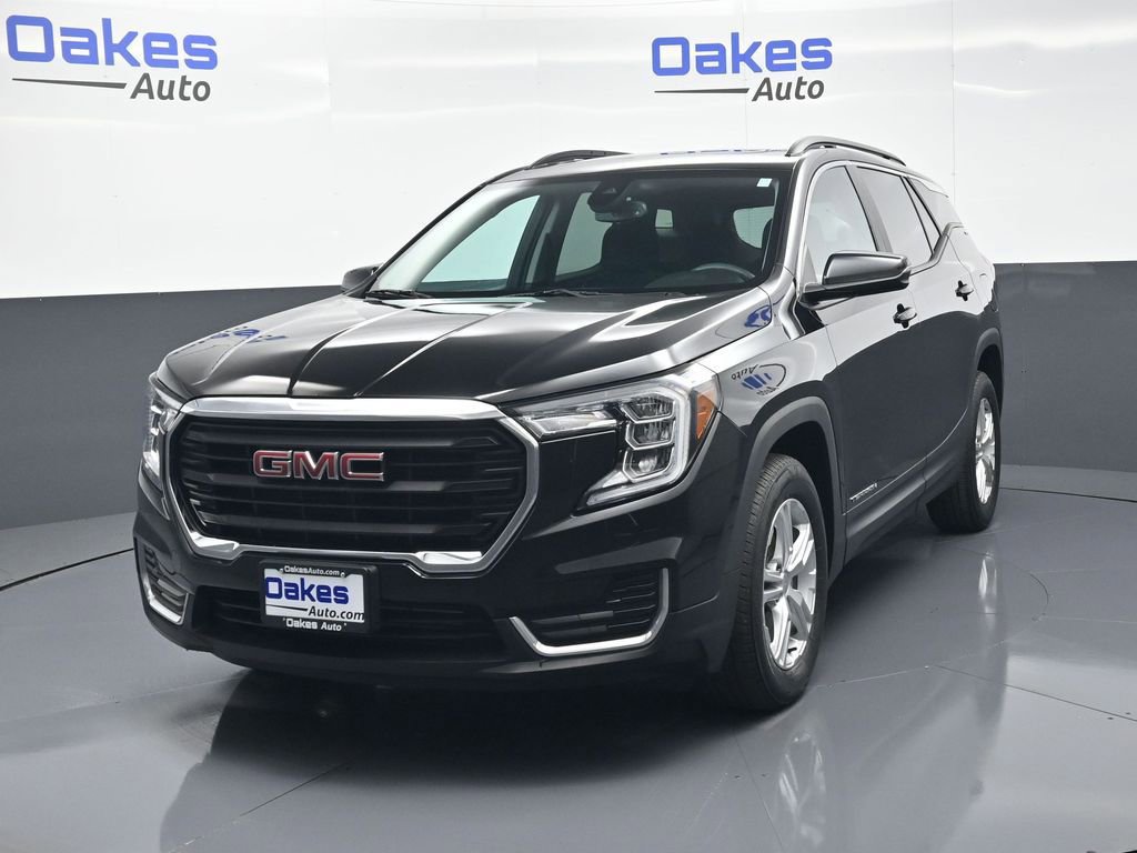 Used 2023 GMC Terrain SLE w/ Driver Convenience Package AWD/4WD image 4