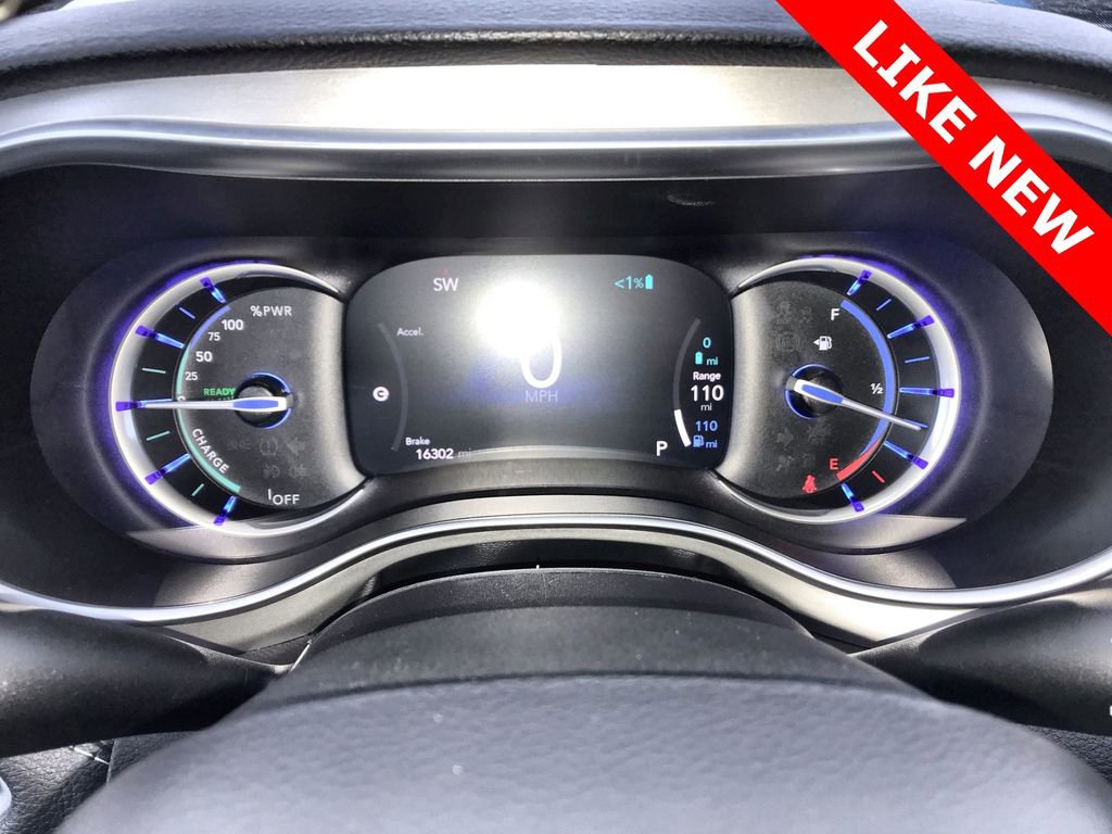 Used 2023 Chrysler Pacifica Limited w/ S Appearance Package image 15