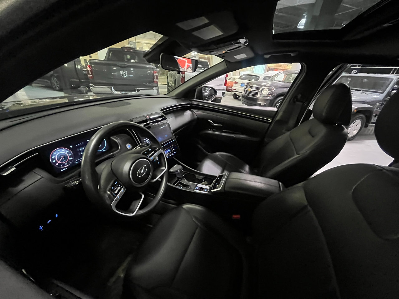 Used 2024 Hyundai Santa Cruz Night image 12