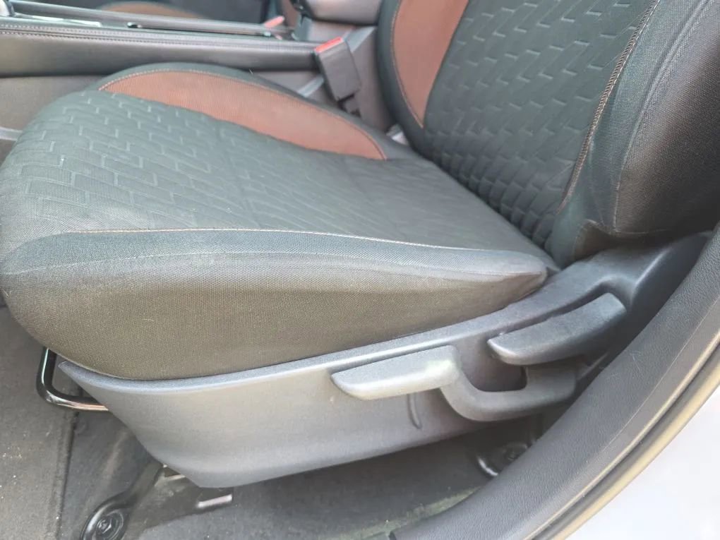 Used 2021 Nissan Kicks SR w/ Interior Electronics Package image 15