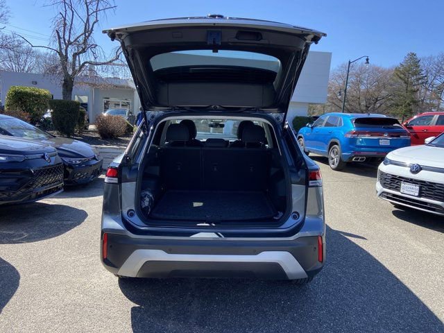 Used 2025 Volkswagen Tiguan S AWD/4WD image 31