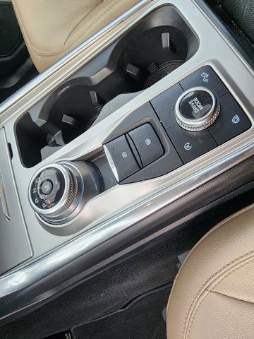 Used 2020 Ford Explorer XLT w/ Equipment Group 202A image 25