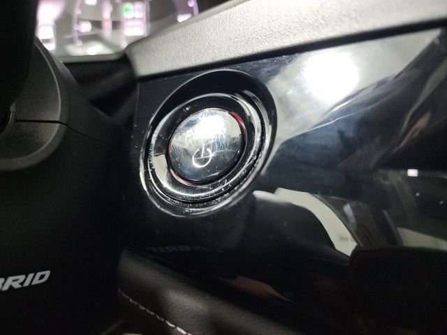 Certified 2025 Honda Accord EX-L image 38