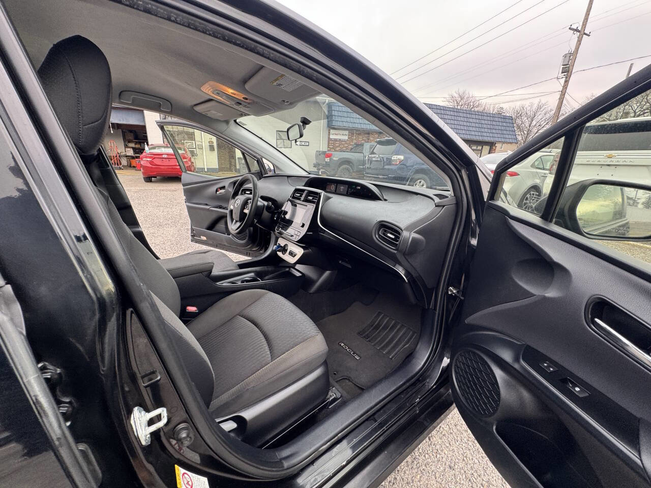 Used 2016 Toyota Prius Two image 43